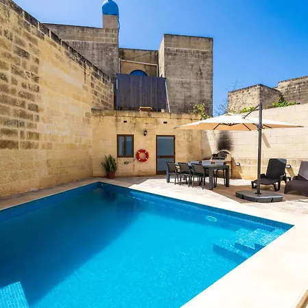 Nadurija Casa de Férias