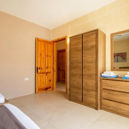 Nadurija Casa de Férias